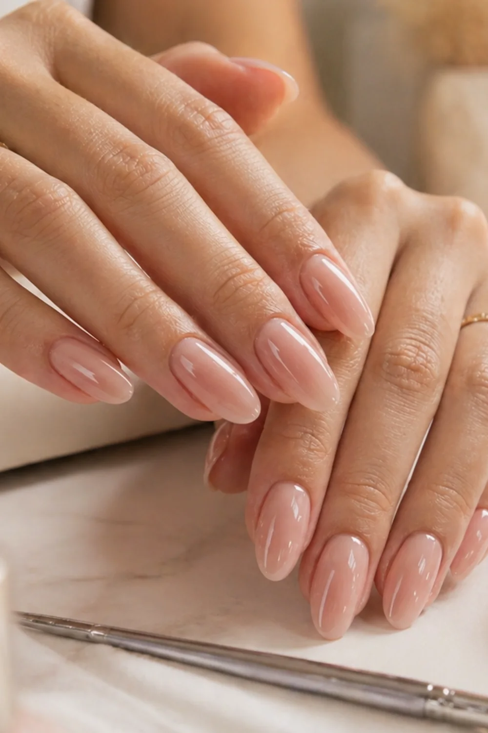 pin Pinterest de uñas almendradas estilo belleza